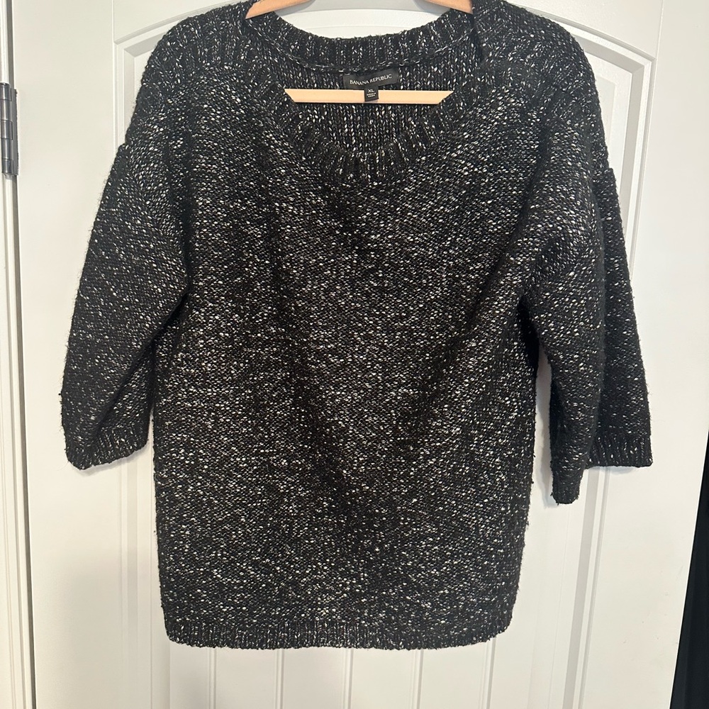 Banana Republic Charcoal and Ivory Knit Pullover